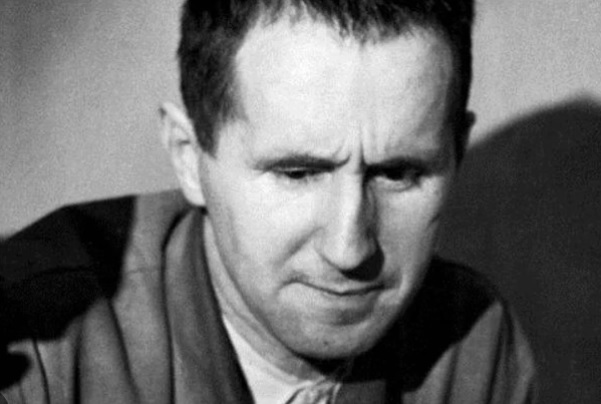 Aos que vierem depois de nós, um poema de Bertolt Brecht