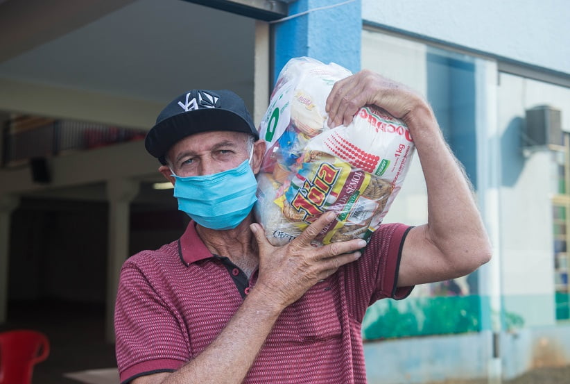 Cataratas finaliza campanha com doação de 47 toneladas de alimentos em Foz