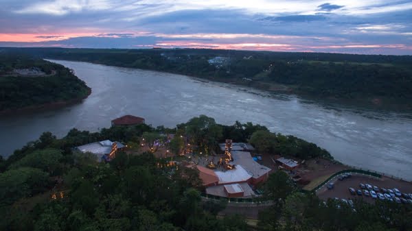 La Frontera, um poema de Lis Barbosa