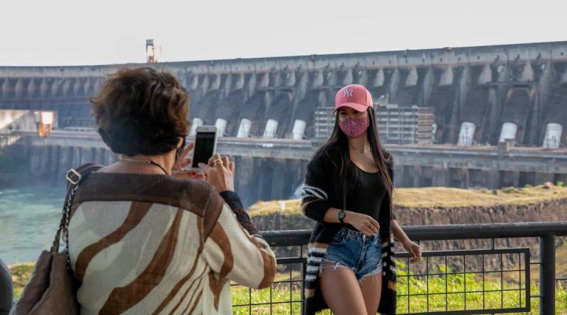 Itaipu recebe no lado brasileiro 4.463 visitantes no feriadão de Natal