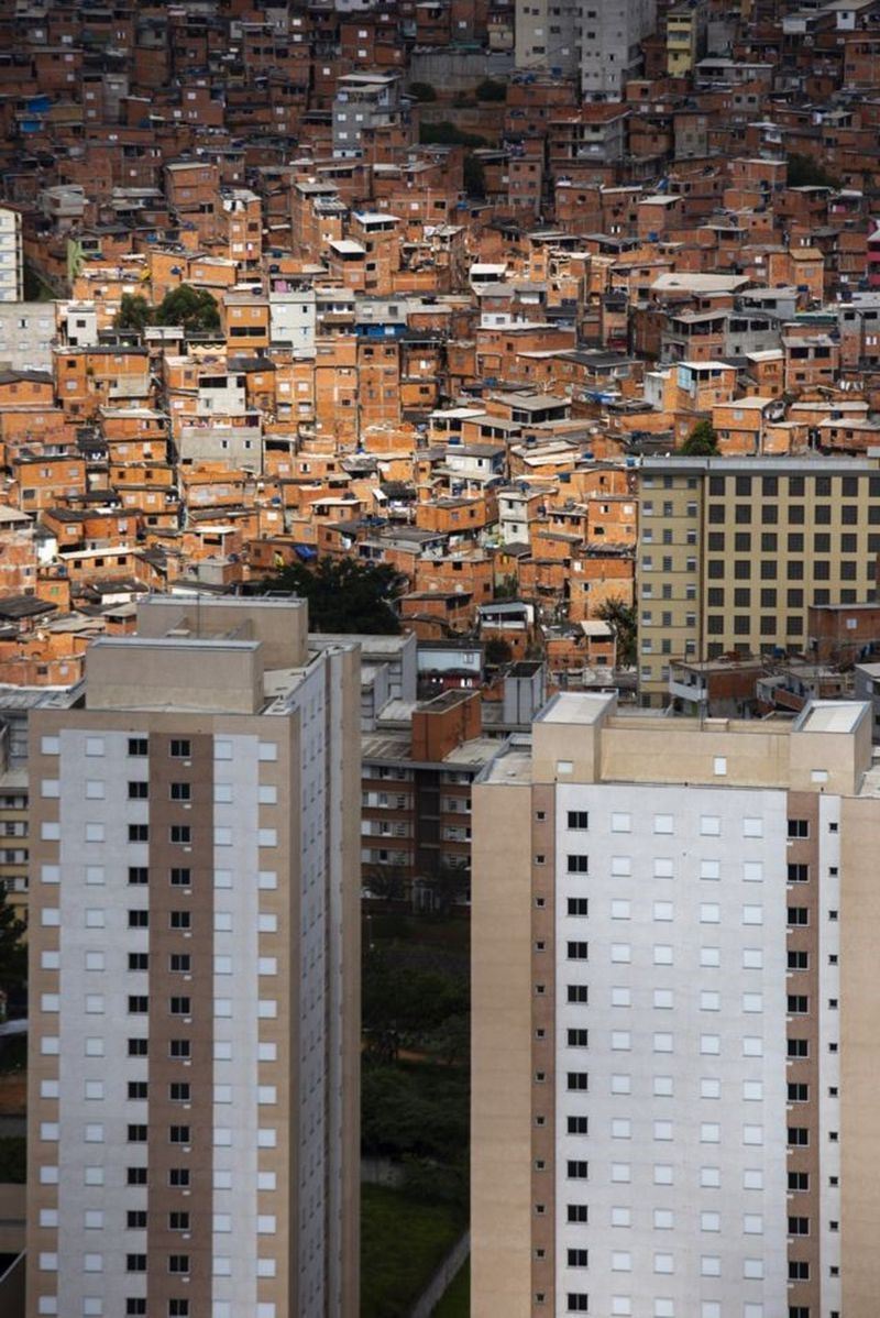 Fotógrafo registra a desigualdade brasileira vista do alto