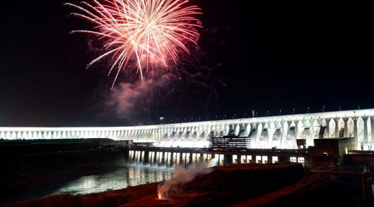 Itaipu recebeu 35.460 turistas em setembro, melhor mês do ano