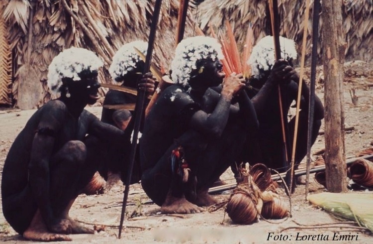 Homens de Pedra – Homens de BARRO, um poema e uma fotografia de Loretta Emiri