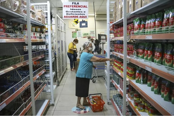 Unileiras elaboram estudo para implantação de Armazém da Família em Foz do Iguaçu