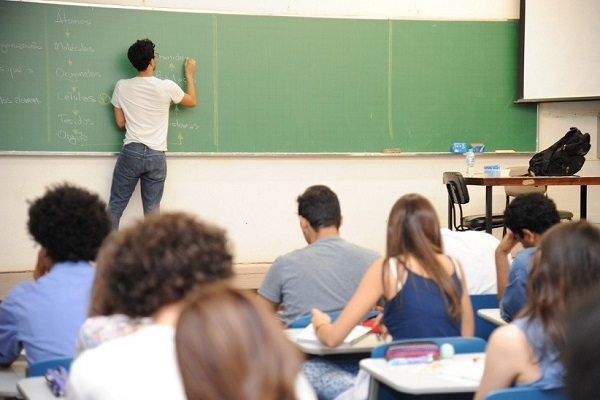 Educação realiza conferência regional em Foz do Iguaçu neste sábado (9)