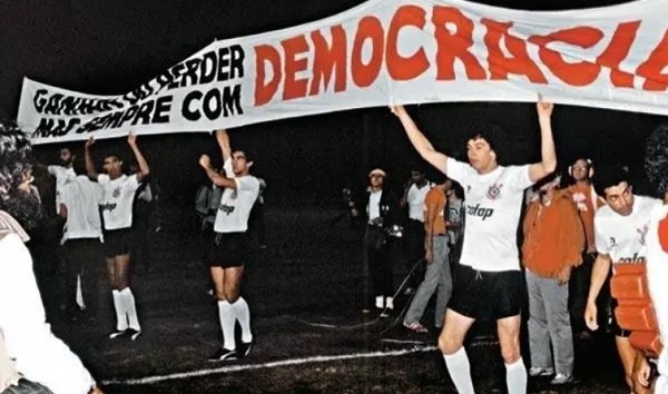 Aos 112 anos do Corinthians, três documentários para se entender a história do “Time do Povo”