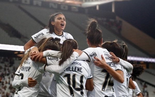 Corinthians é o quinto clube feminino com mais interações no Instagram do mundo; veja lista