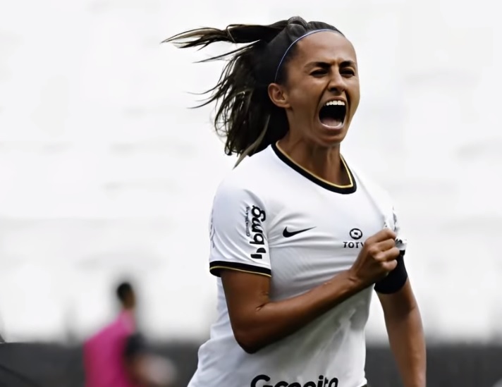 Futebol feminino: Corinthians e Flamengo disputam decisão da Supercopa do Brasil