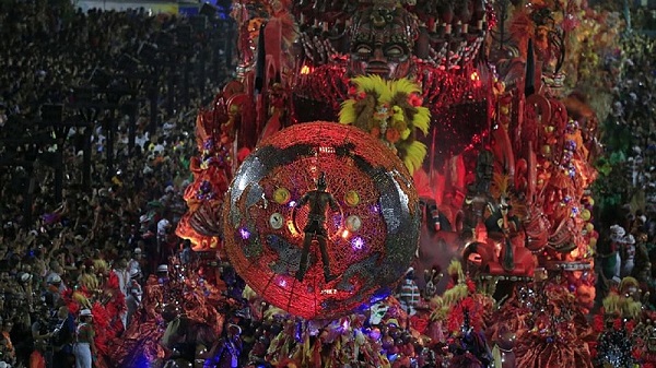 Conheça enredos das escolas de samba do Rio que desfilarão na Sapucaí