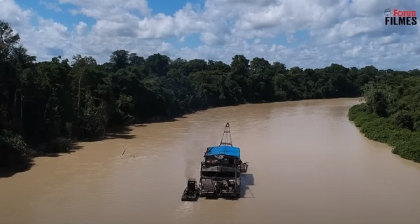 Fórum Filmes estreia com documentário sobre Amazônia, com Luiz Carlos Azenha. Online, gratuito