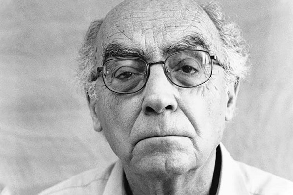 Exposição e mostra de filmes na Biblioteca Pública do Paraná homenageiam os 25 anos do Nobel de Saramago