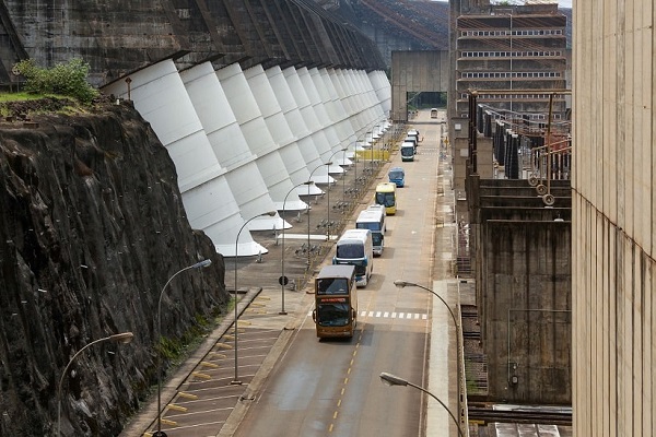 Itaipu espera por mais de 8,6 mil turistas no feriado de Páscoa