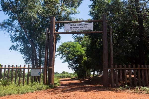 Estudantes da Unila participam da Semana dos Povos Indígenas na Aldeia Guarani