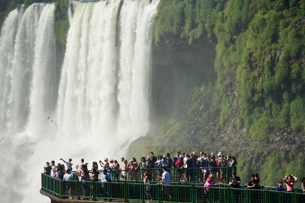 Parque Nacional do Iguaçu terá atendimento especial no feriadão do Dia do Trabalhador