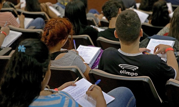 Prouni abre inscrição para bolsas de graduação na rede particular