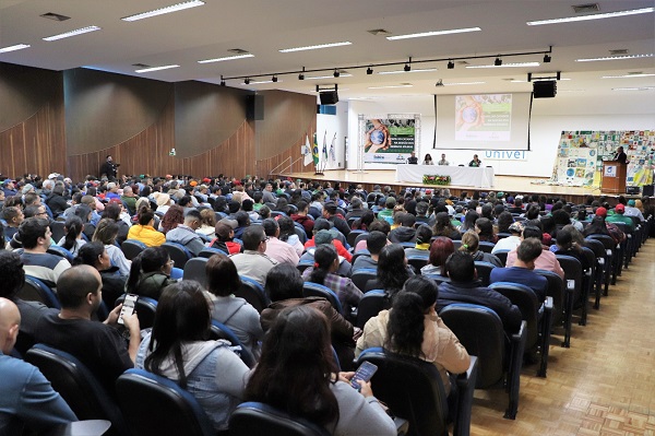 Itaipu promove encontro regional de catadores de materiais recicláveis