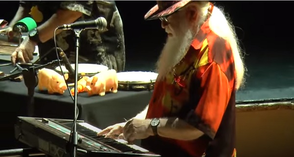 Musical: Hermeto Pascoal e grupo em Veneza