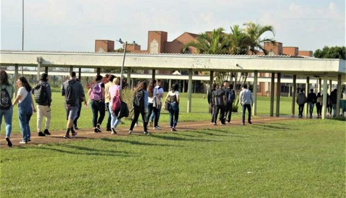 Unioeste Foz abre vagas remanescentes, de engenharias a turismo