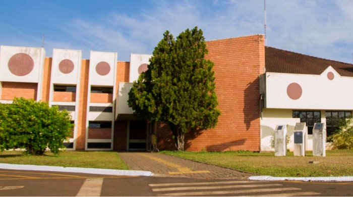 Unioeste promove palestra sobre a importância das cotas