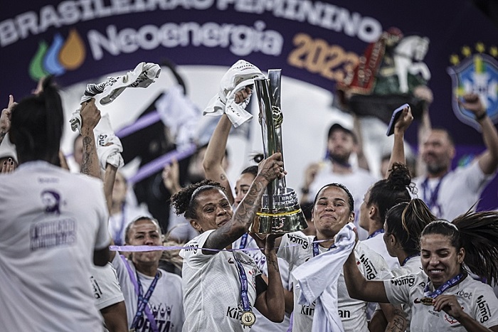 Corinthians é pentacampeão de Futebol Feminino com recorde de público