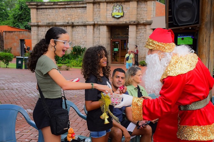 Programação de Natal encanta visitantes no Marco das 3 Fronteiras