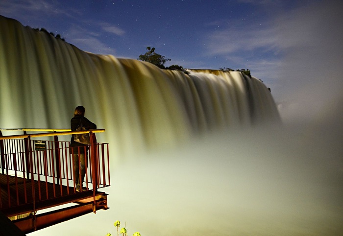 Passeio Noite nas Cataratas começa neste sábado, 9 de março