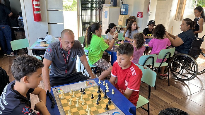 Xadrez para Todos vai beneficiar 600 pessoas, de crianças a idosos, em Foz