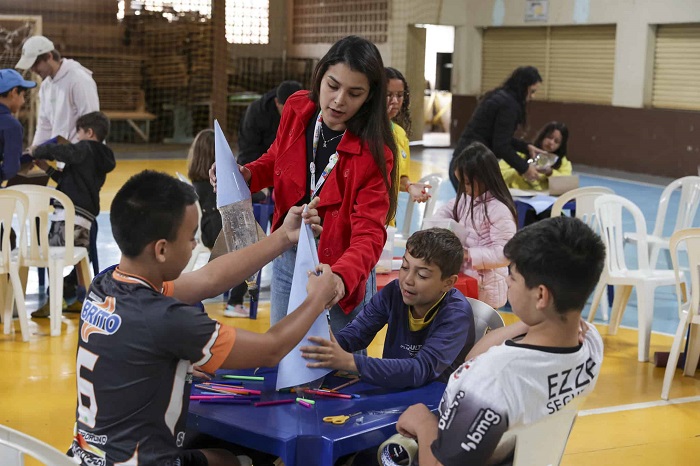 Crianças e adolescentes de Foz criam com sustentabilidade em iniciativa do Itaipu Parquetec