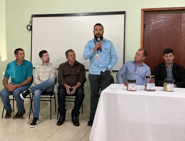 Seminário discute cadeia produtiva de plantas medicinais no Paraná