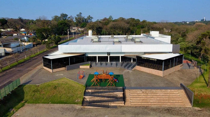 Mercado Público Barrageiro: Itaipu Parquetec credencia artistas para apresentações