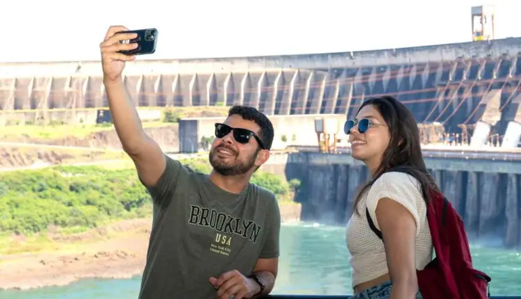 Morador de Foz pode visitar de graça a Itaipu e mergulhar na história da região