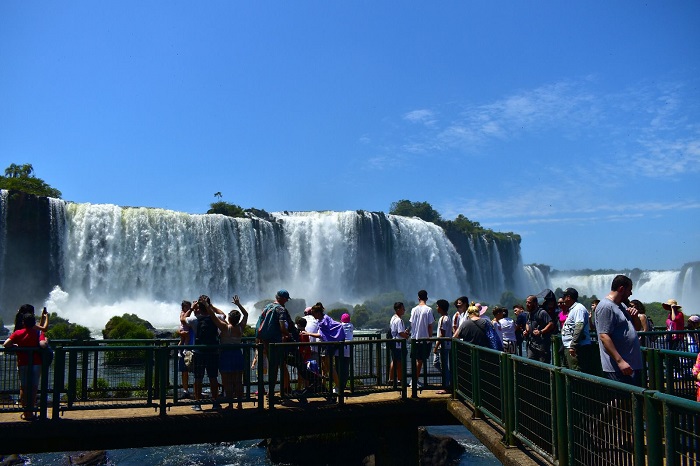 Moradores de São Miguel do Iguaçu, Capanema e Ramilândia terão ingresso grátis para visitar as Cataratas