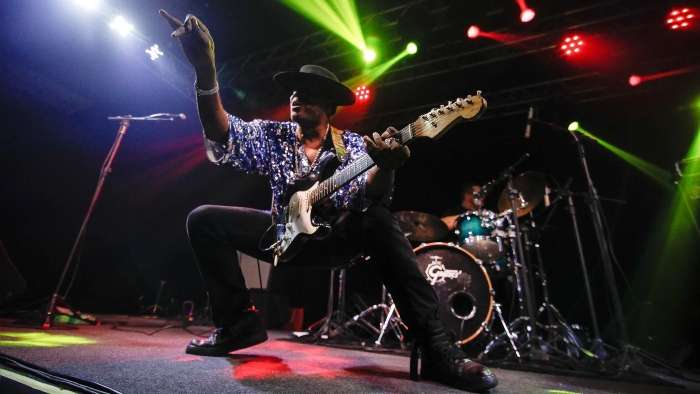 Paraná recebe Carvin Jones, um dos  maiores bluesman do mundo