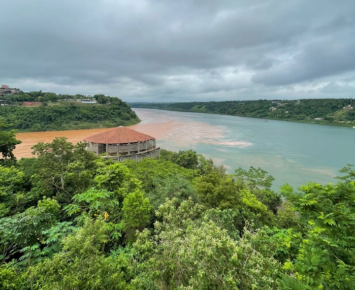 A natureza do Marco das Três Fronteiras ganha novas cores