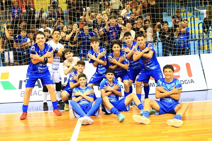 Foz Cataratas Futsal reforça compromisso na formação de atletas e cidadãos