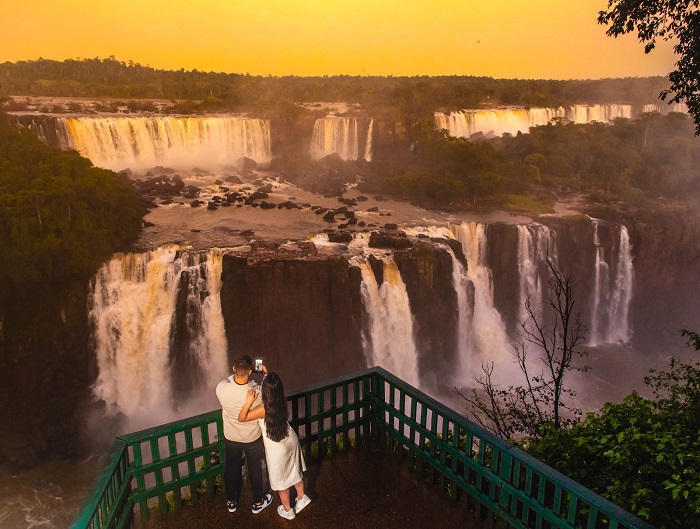 Amanhecer nas Cataratas terá 17 edições entre dezembro e janeiro