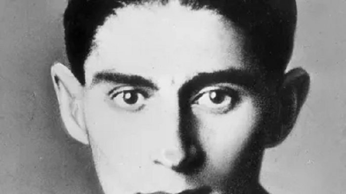 Ante la ley, conto de Franz Kafka