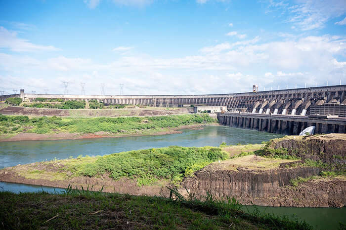 Itaipu fecha primeiro bimestre com produção 2,5% maior que no mesmo período de 2024