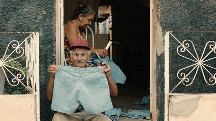 Estudantes de Cinema discutem filme sobre neoliberalismo e precarização do trabalho