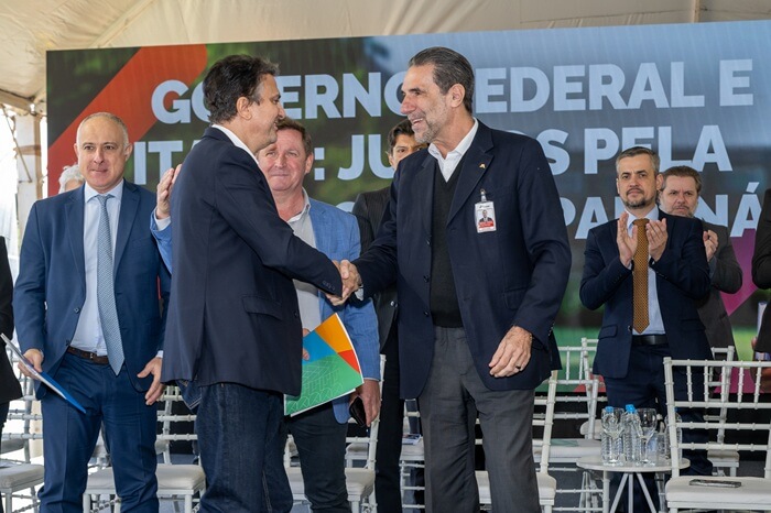 MEC anuncia edital de Itaipu para instalação de placas fotovoltaicas em todas as universidades públicas do PR