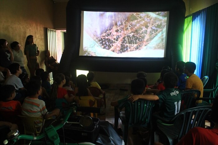 Cine Verde em Bici promove sessão de cinema na Feirinha Ecológica, dia 9