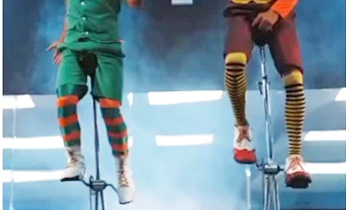 Foz Fazendo Arte oferece oficinas gratuitas de circo em feiras livres