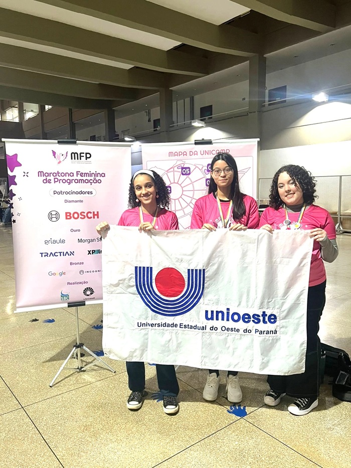 Estudantes da Unioeste / Foz conquistam medalha de prata em Maratona Feminina Latino-Americana de Programação