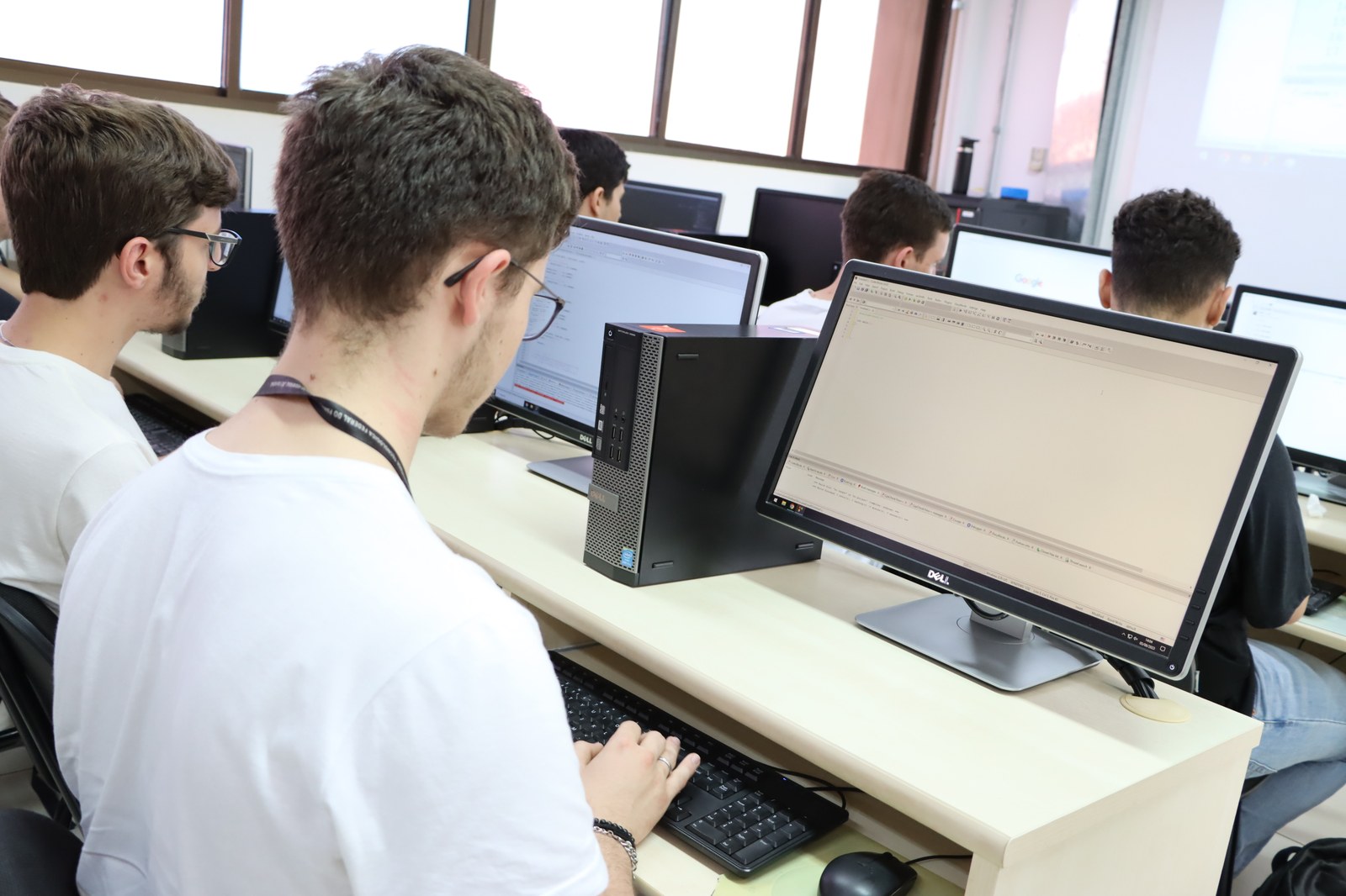 Vestibular UTFPR oferta mais de 3 mil vagas em 119 cursos graduação