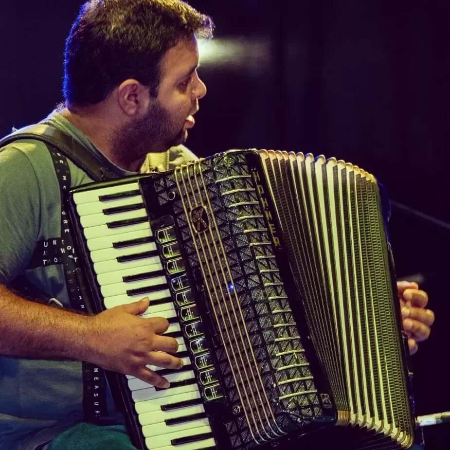 Elvir Barreto é charla e acordeon nesta sexta (19), na Unila