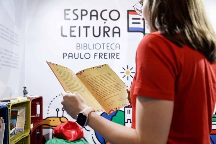 Biblioteca Paulo Freire ganha espaço fixo no Mercado Público Barrageiro