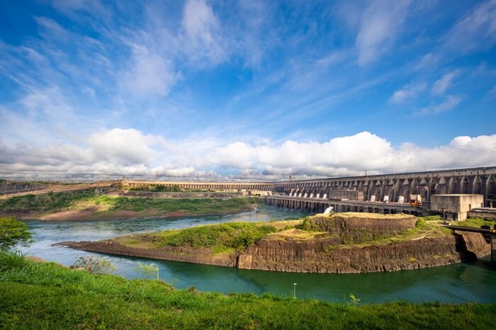 Itaipu anuncia R$ 1,5 bilhão para beneficiar consumidores  em 2026