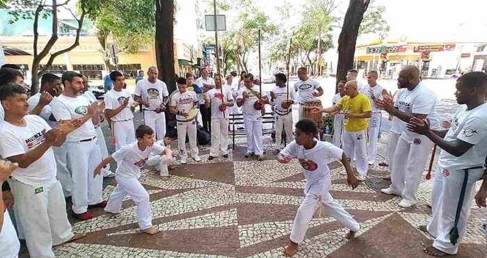 Encontro de capoeira promove três dias de ginga, oficinas e palestras em Foz