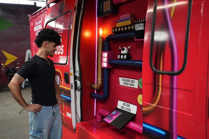 Foz recebe “A Incrível Máquina de Livros”, com troca gratuita na Praça Getúlio Vargas