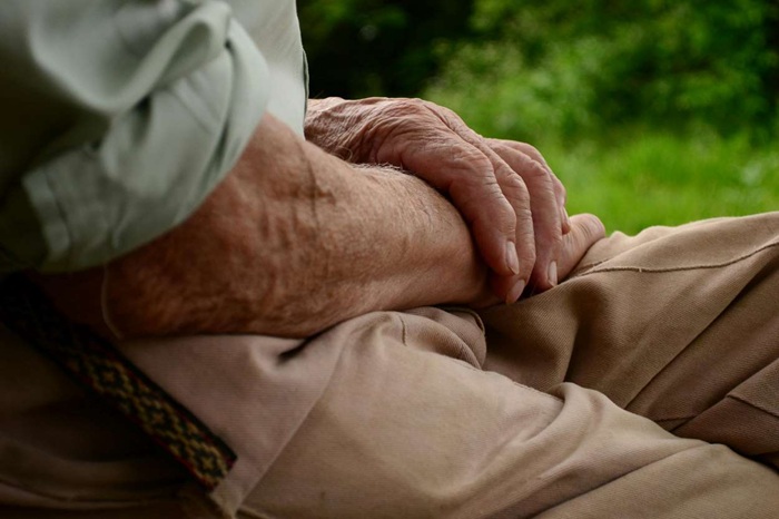 Curso gratuito de cuidador de idosos abre vagas em Foz do Iguaçu